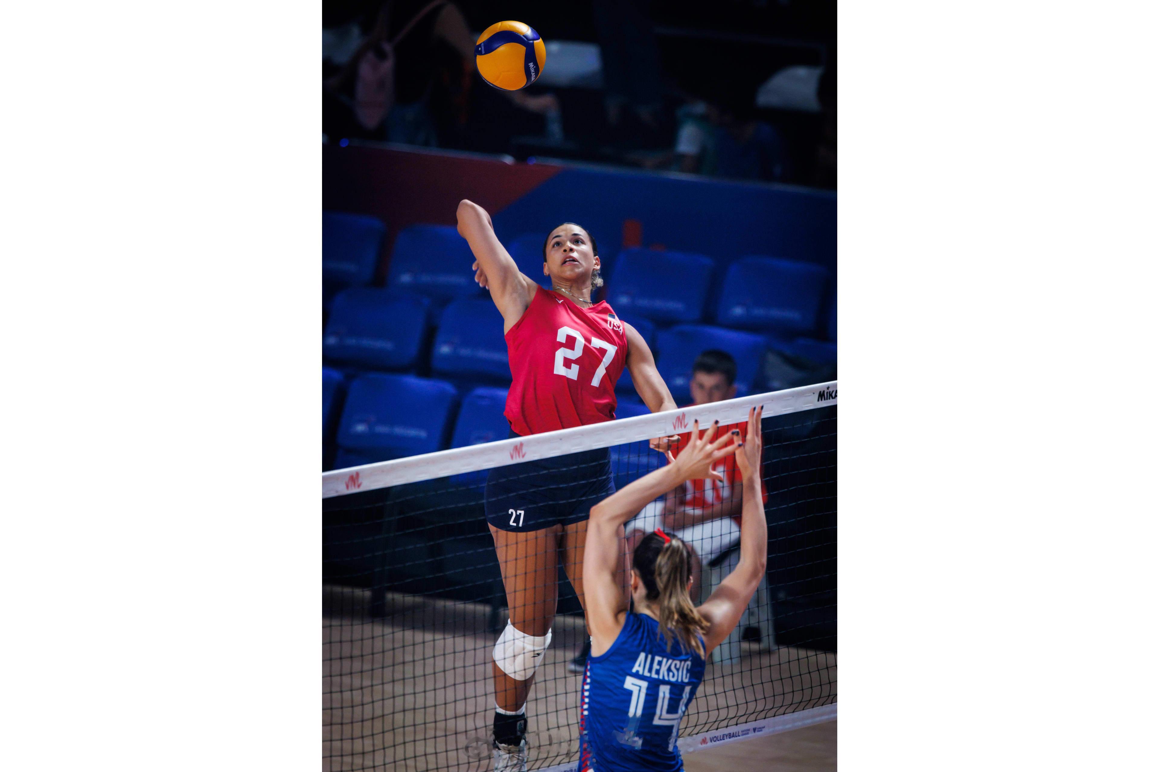 【国家女排联赛美国3-2力克塞尔维亚】#国家女排联赛# 5月31日安塔利亚，国家(2)