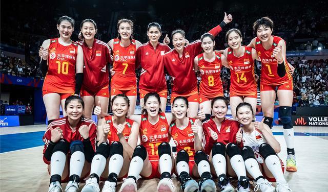 世界女排联赛6月14日赛程，中国女排登上积分榜第一宝座！(4)