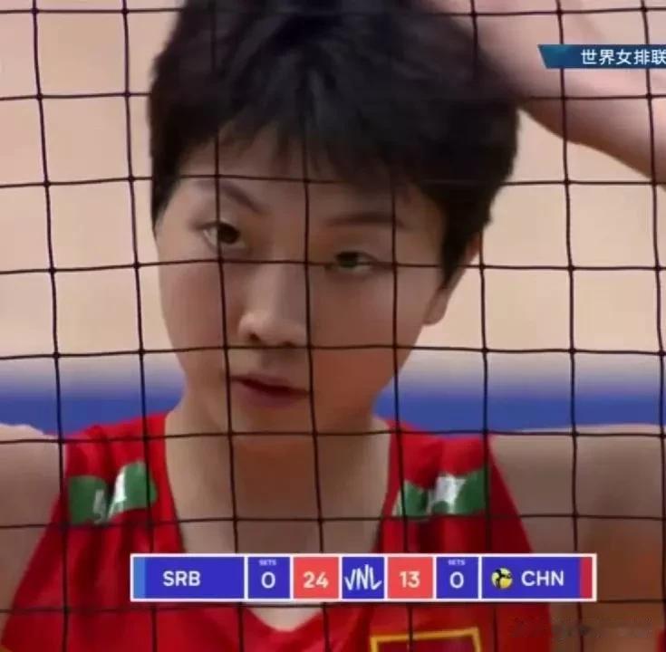 第一局，中国女排13：25失利，这是世联赛开赛以来中国队单局最低得分。
刁琳宇传(1)