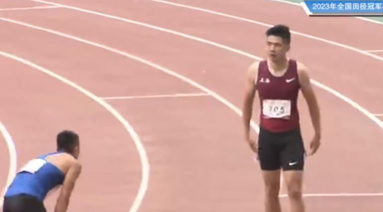 13秒56！谢文骏晋级110米栏决赛，刘翔退役之后，难破13秒(2)
