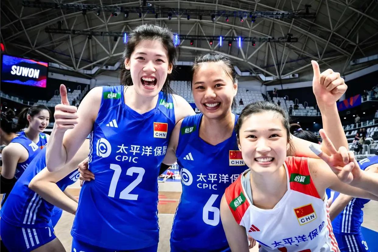 国家女排联赛四分之一决赛，
中国女排将再战巴西，
加比回归以后的巴西女排，
连输(5)