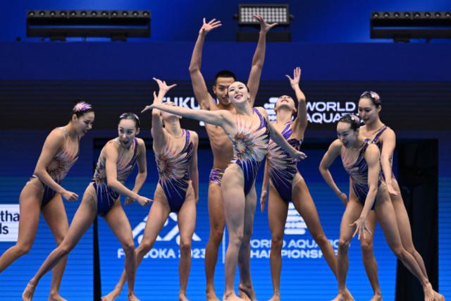世锦赛最新金牌榜：中国8金领跑，跳水再夺2冠，其余国家合计6金(1)