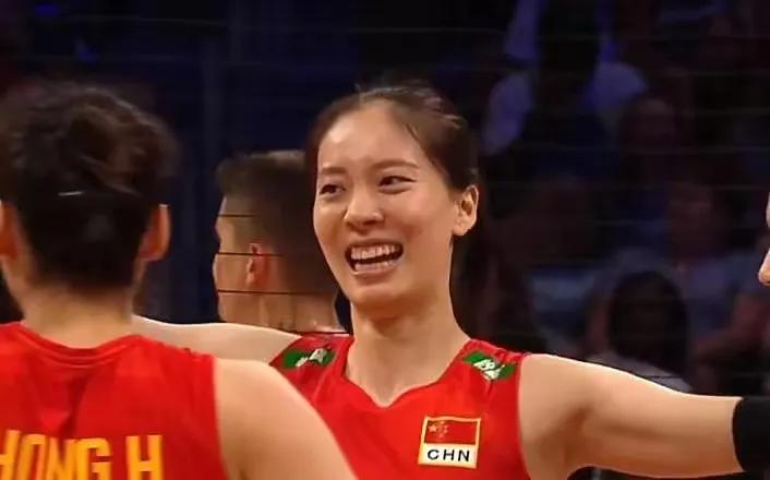 中国女排世联赛夺得亚军，每个球员都功不可没，都值得点赞！

1、得分最佳球员：李(4)