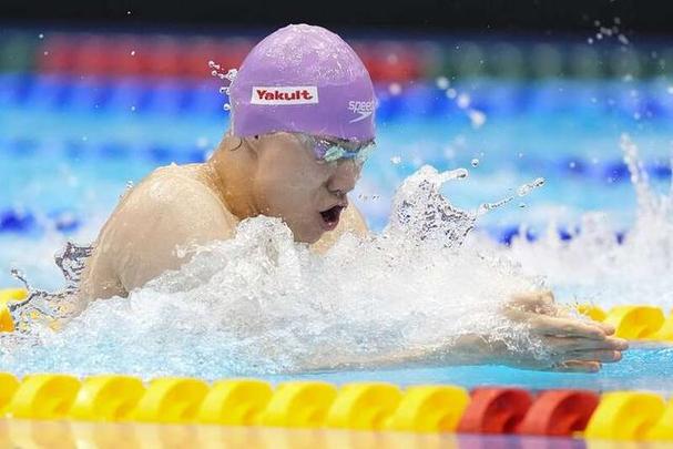 中国游泳队稳居第一，美国升至前五，立陶宛夺得首金(1)
