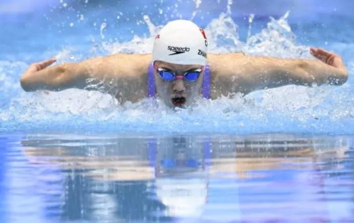  最新战报
7月28日，2023福冈游泳世锦赛，展开女子50米蝶泳预赛的较量。最(3)