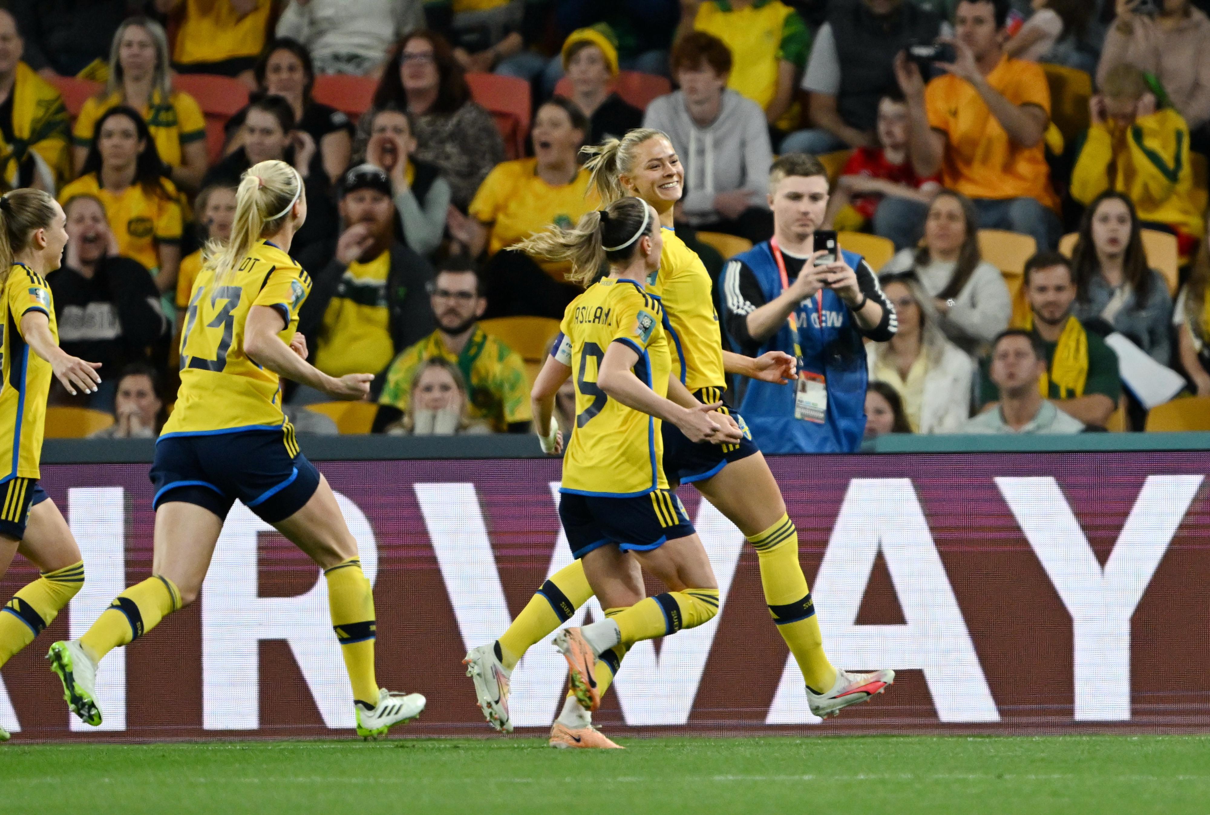 三、四名决赛：瑞典队胜澳大利亚队(11)