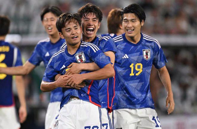 日本队排名有望进入世界前十，从而避免沦入世界杯死亡之组(2)