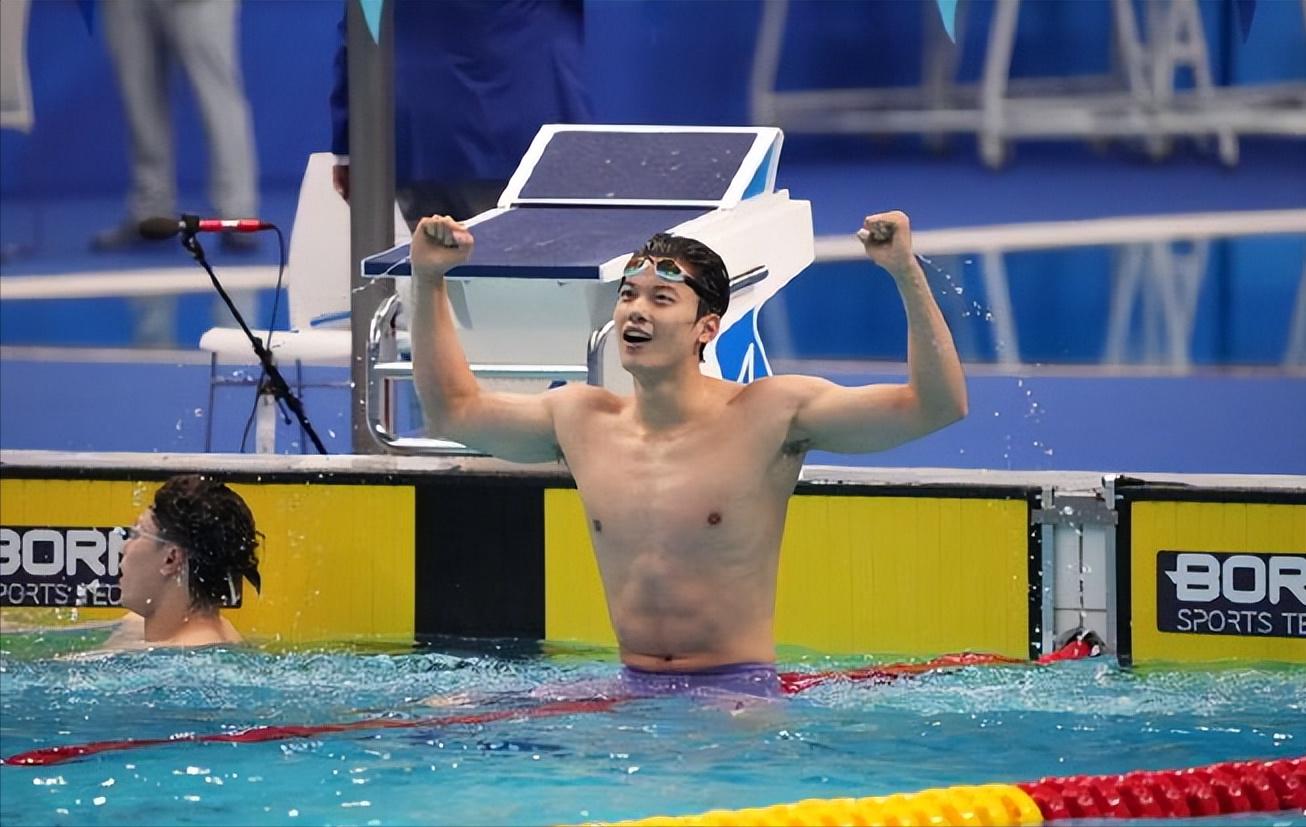 2金2银！中国游泳队大放异彩，男、女队员均破纪录！(1)