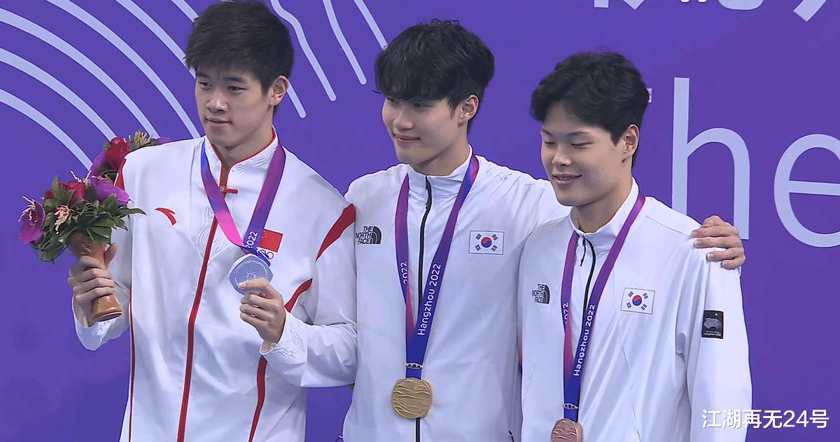 四枚金牌！两项纪录！中国游泳再创佳绩，两人加冕四冠王(4)