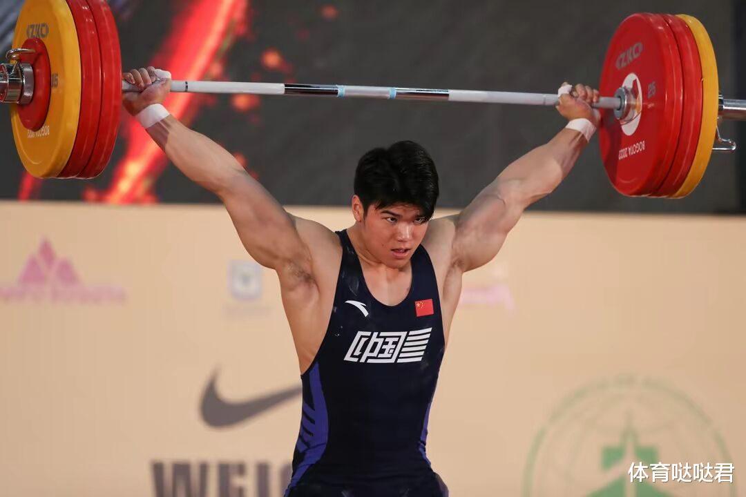 祝贺！中国名将1公斤绝杀奥运冠军，刘焕华打破两项纪录亚运夺金(1)