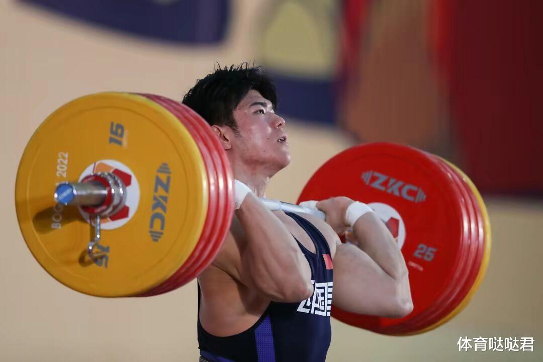 祝贺！中国名将1公斤绝杀奥运冠军，刘焕华打破两项纪录亚运夺金(2)