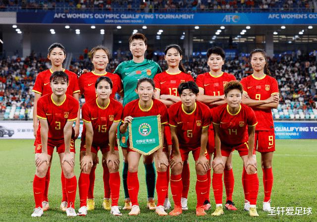 8-0！亚洲第2大爆发，中国女足小组出线利好，末轮PK韩国队成关键(4)