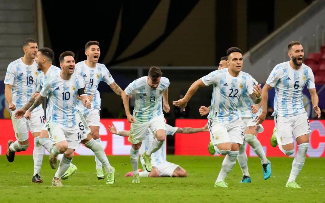 英法葡迎弱旅，荷兰赢球出线，阿根廷恶战乌拉圭(1)