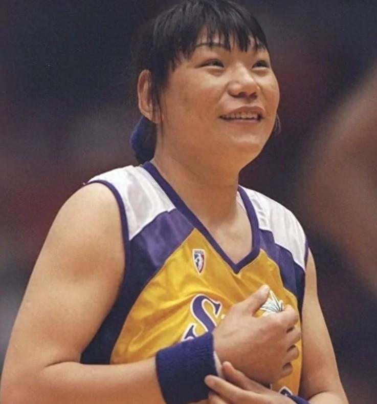 1990年女篮世锦赛后，郑海霞直言要退役，袁伟民：海霞，有话讲完(1)