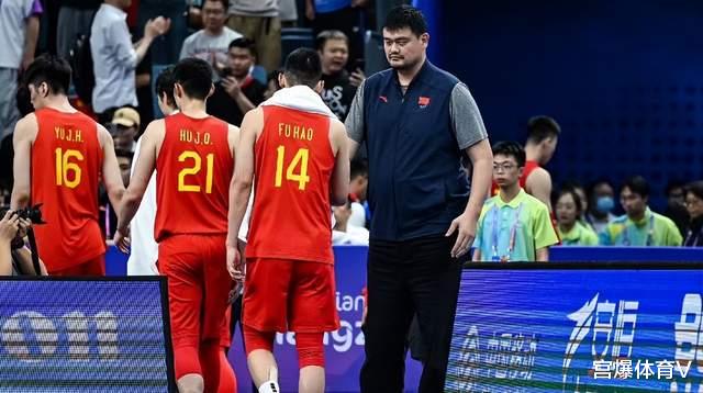 正式官宣！中国男篮主帅公布，全新阵容出战，亚预赛上演首秀(2)