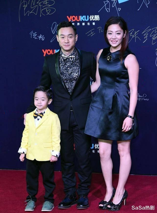 奥运冠军杨威，三个孩子都是小眼睛单眼皮，不像老婆像自己太憋屈(6)