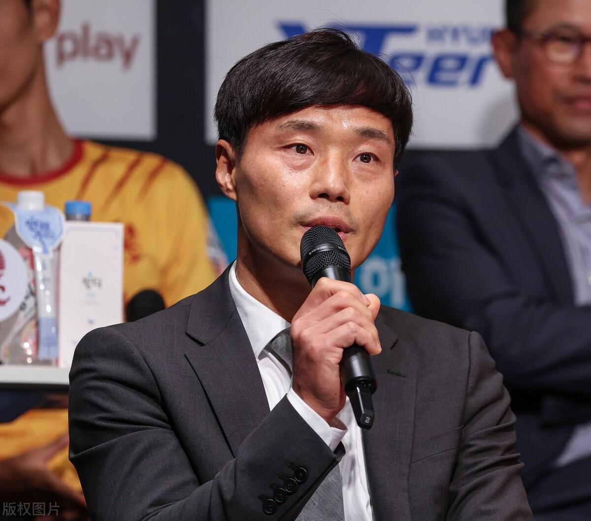 河南队的首位绯闻外援正如球迷所料，韩国主教练一定会买韩国外援(6)