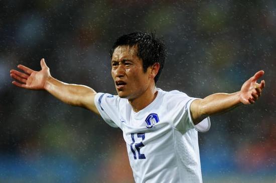 韩国足球明星德甲 韩国足球史上最强的10位球员(5)