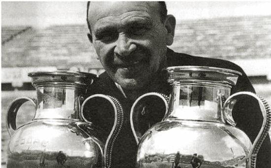 1960到1961欧冠本菲卡 “本菲卡100年获得不了欧战冠军”的故事(1)