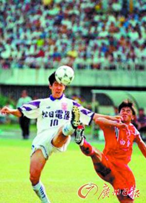 紫色球衣的中超足球队 那些年中国足球消失的球队(1)