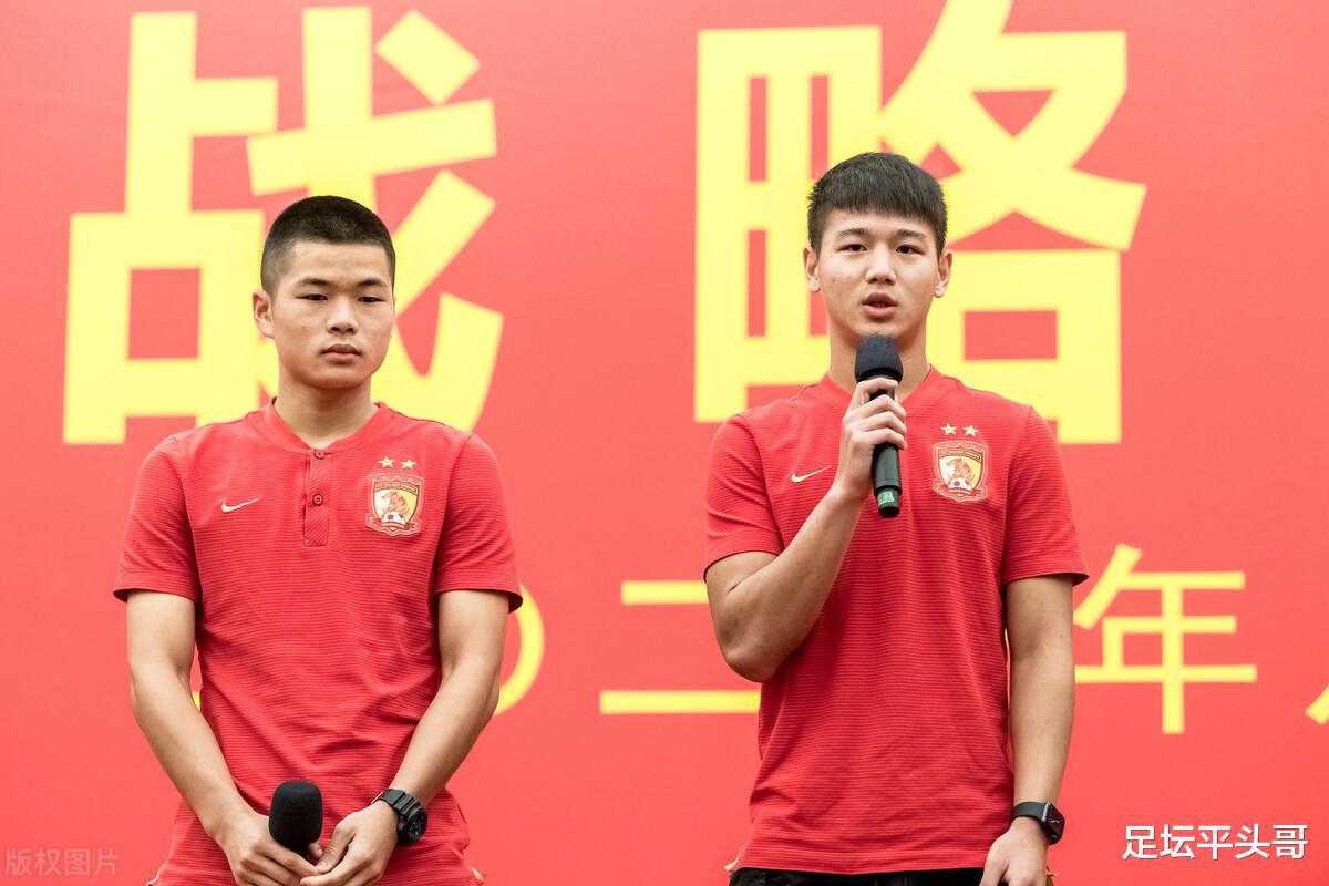广州队最新动态：热身赛0-2不敌梅州客家，两U21小将外租离队(5)