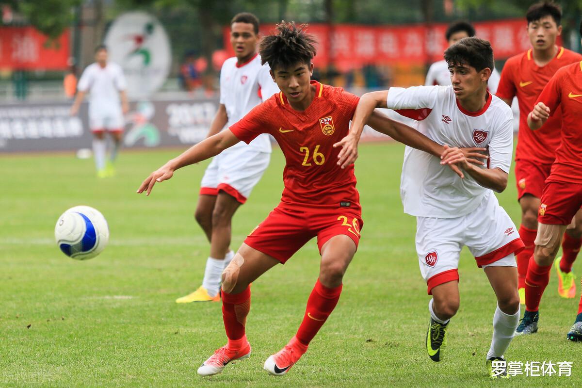 中国足球没有未来了？国青队两场热身赛丢10球，只打入了一个球！(4)