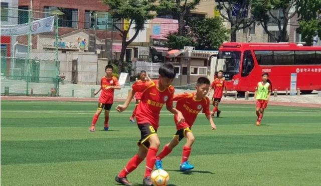 名帅坦言：中国足球巨婴比较多，青训违背足球发展规律，很不成功(3)