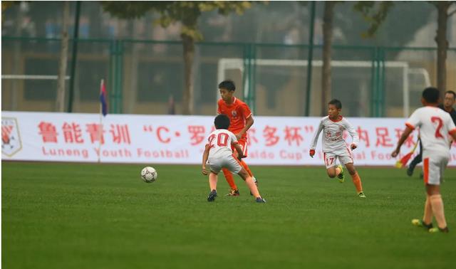名帅坦言：中国足球巨婴比较多，青训违背足球发展规律，很不成功(5)