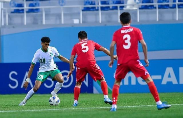 亚奥赛D组前瞻：日本U23需调整后卫线，沙特U23期待阿尔比拉坎(4)