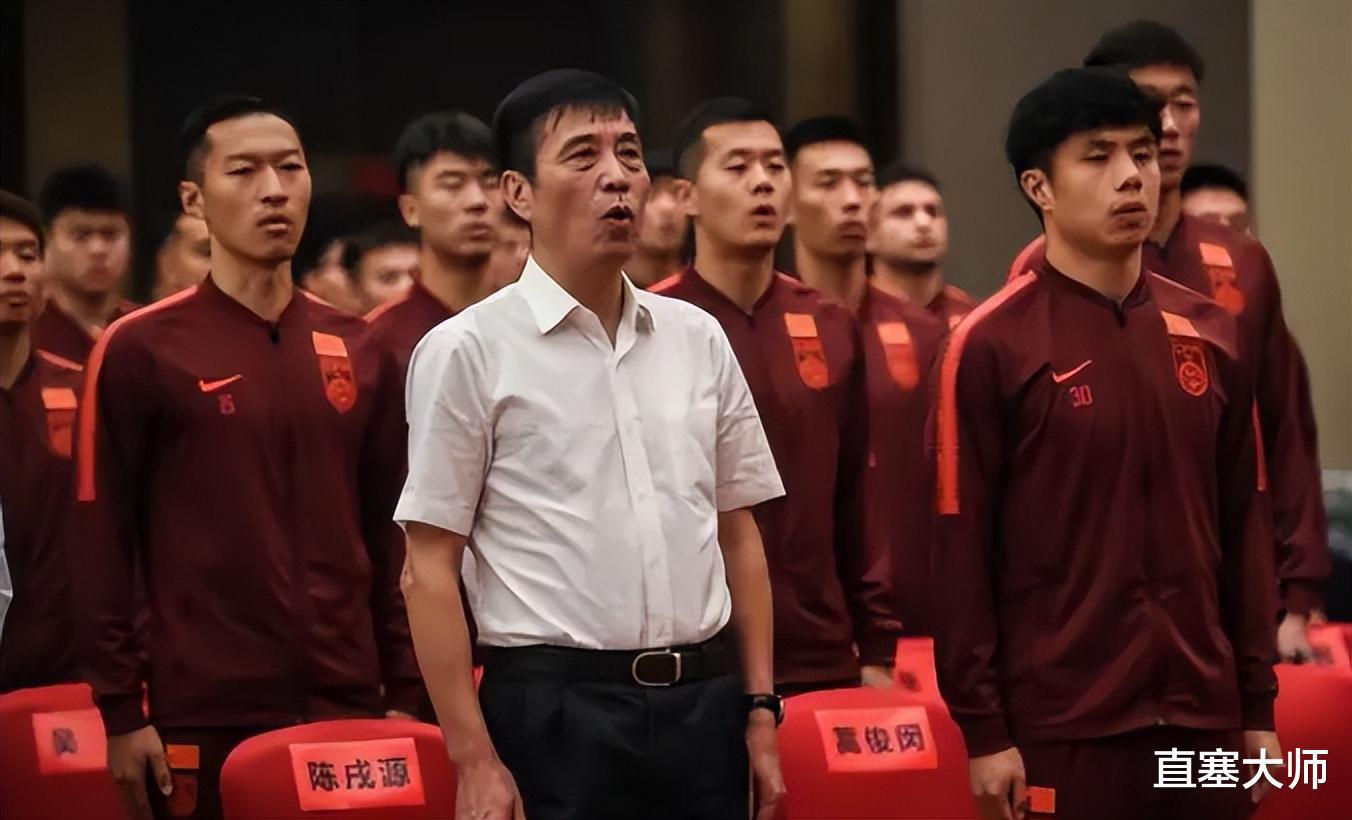 官宣！FIFA男足最新排名出炉，越南队很意外：国足名气大于实力(4)