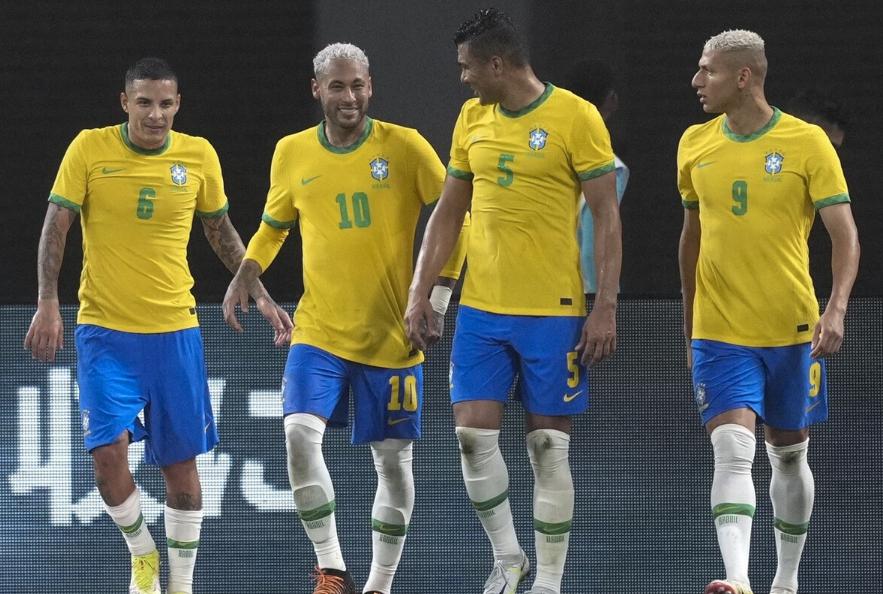 1-1到1-0！巴西又是FIFA第一，是时候夺世界杯冠军，内马尔谈退役(1)