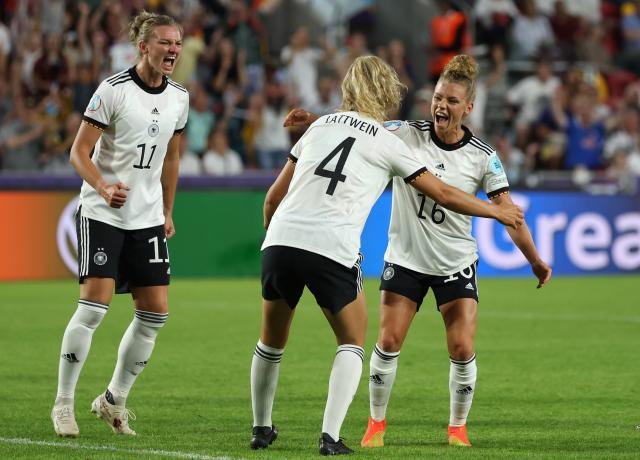 【女足欧洲杯】西班牙逆转 上届亚军丹麦0比4德国(2)