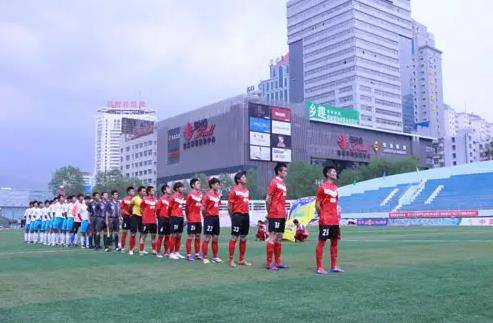 中国职业足球的荒漠与绿洲，你的家乡有职业球队吗(26)
