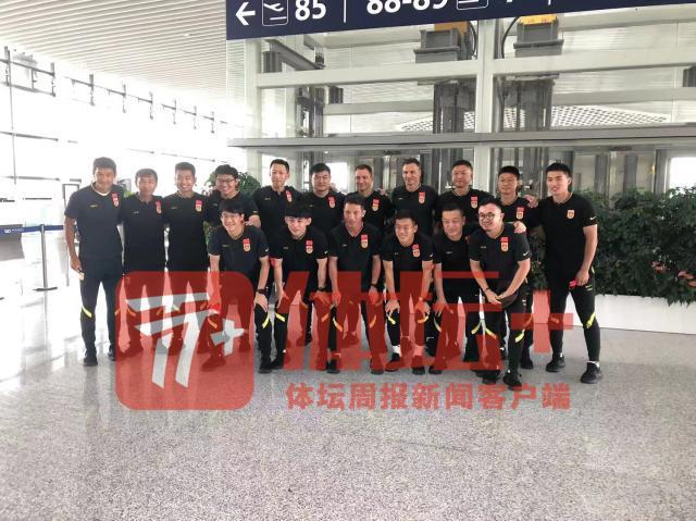 中国男女足顺利抵达日本 下午展开首练备战东亚杯(2)