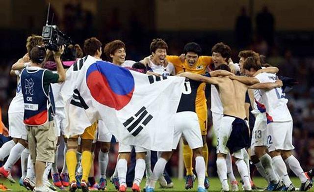 0-3惨败韩国国足与对手差N档次，新人完全没发挥球队没希望(3)