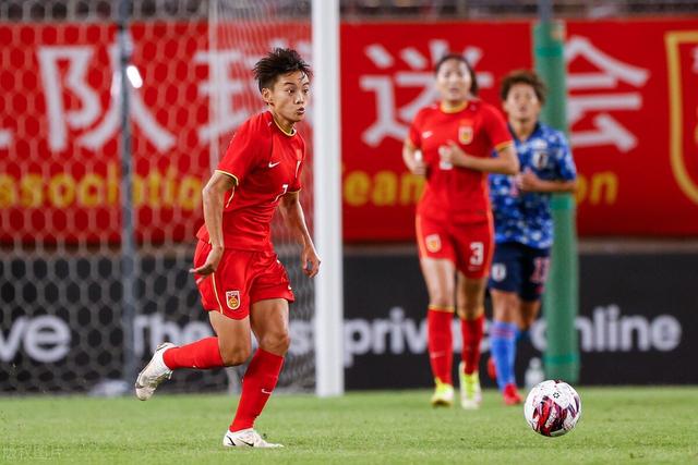 东亚杯-中国女足0-0日本获亚军 王珊珊失良机 高晨门线前关键解围(1)