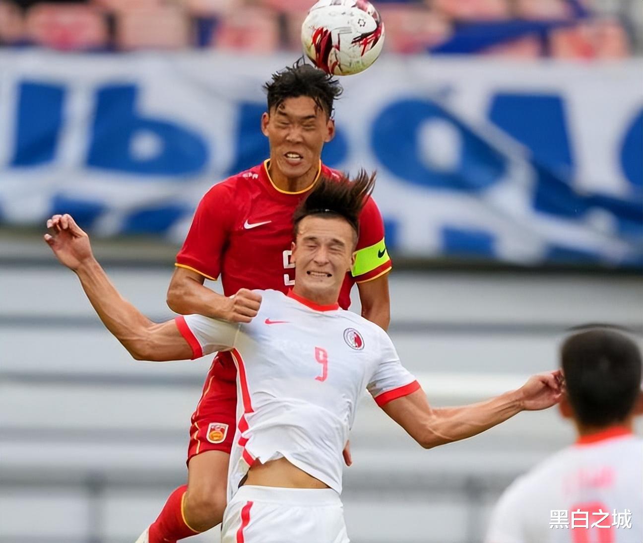 赢了！中国男足1比0小胜，东亚杯3场拿4分，创近五年最好成绩(1)