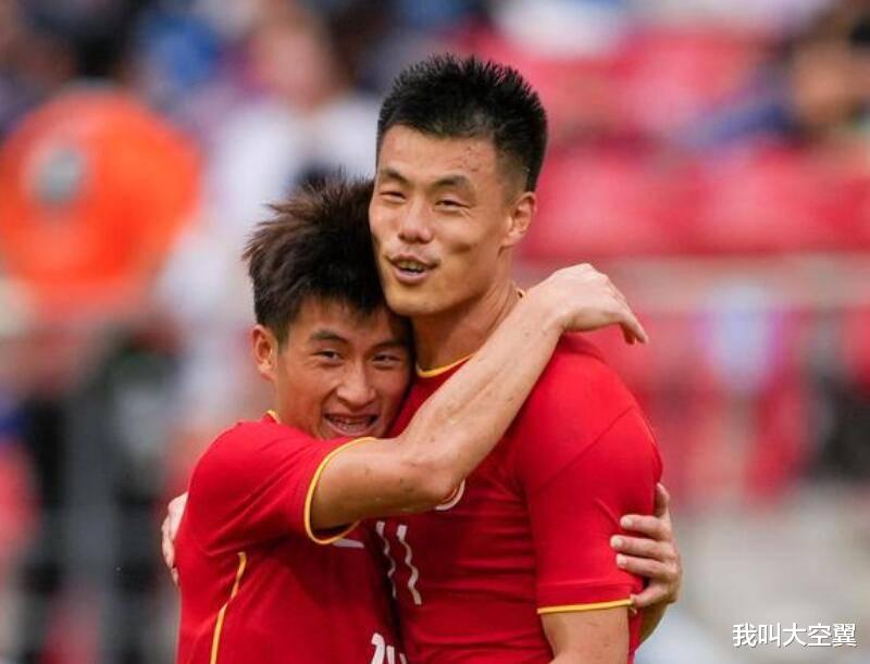 赢了！中国男足险胜中国香港，真实原因曝光，球迷发声令人心酸(1)