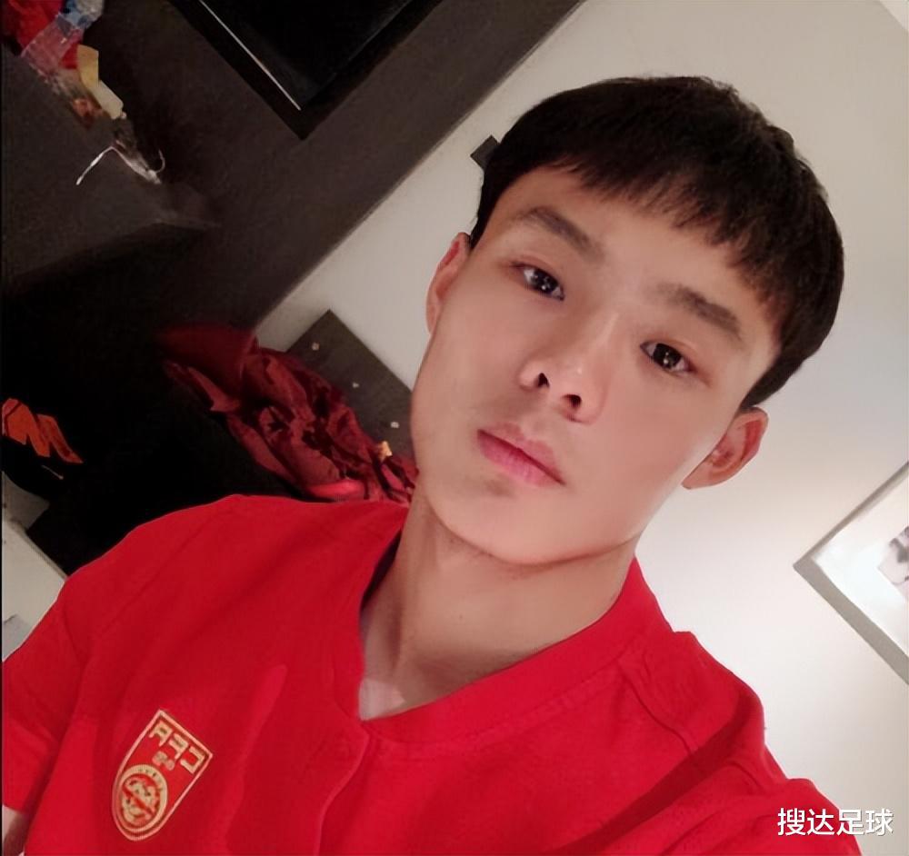 武磊之后，又一位中国球员将登陆西甲？23岁国奥前锋被保级队看中(2)