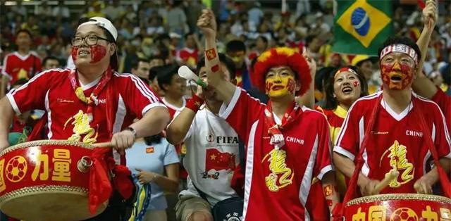 假如中国会举办世界杯，会在哪些城里举办？哪个城市更有竞争力？(2)