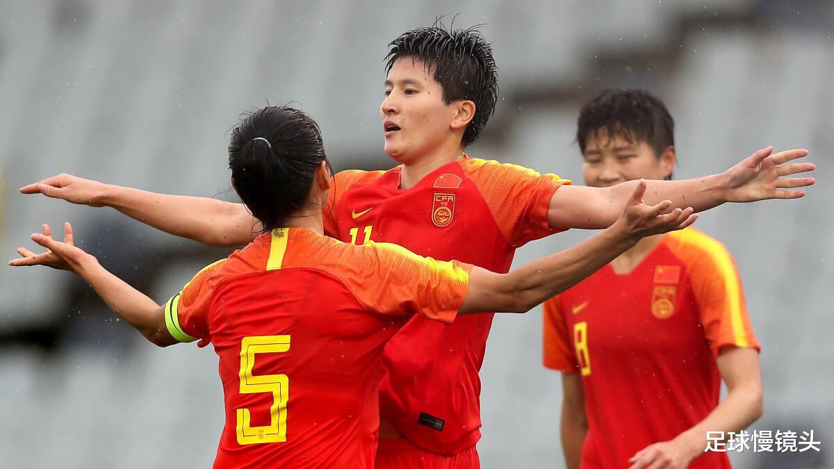 0-1到1-1！中国女足绝境爆发，性别大战逆袭：从净输4球到绝平(4)
