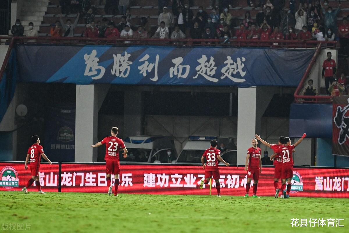 中超第3麻烦不断，或再遭顶格重罚，球迷愚蠢行为惹怒中国足协(6)