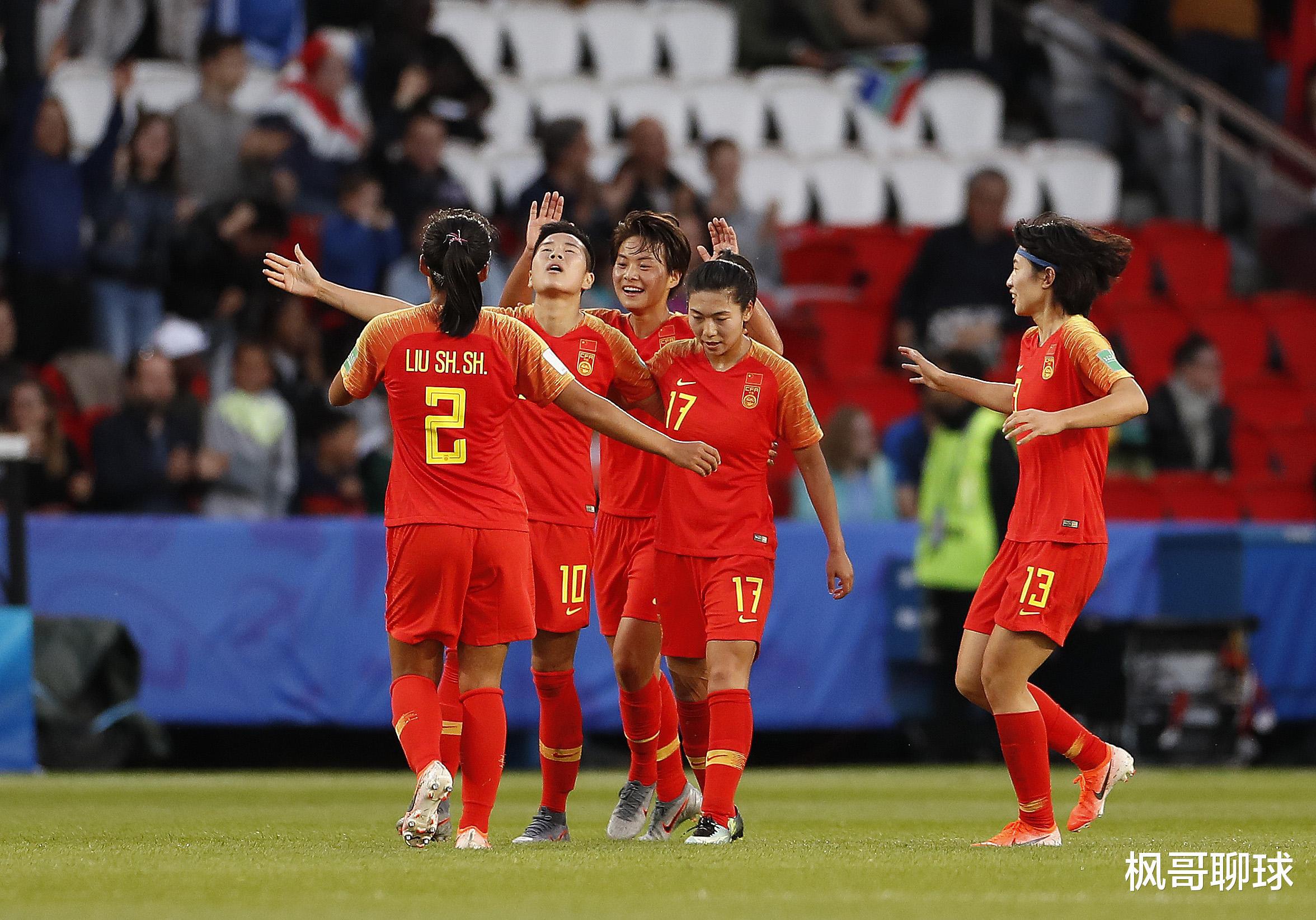 恭喜中国女足！水庆霞爱徒加盟巴黎，中国女足阵容再度升级(3)