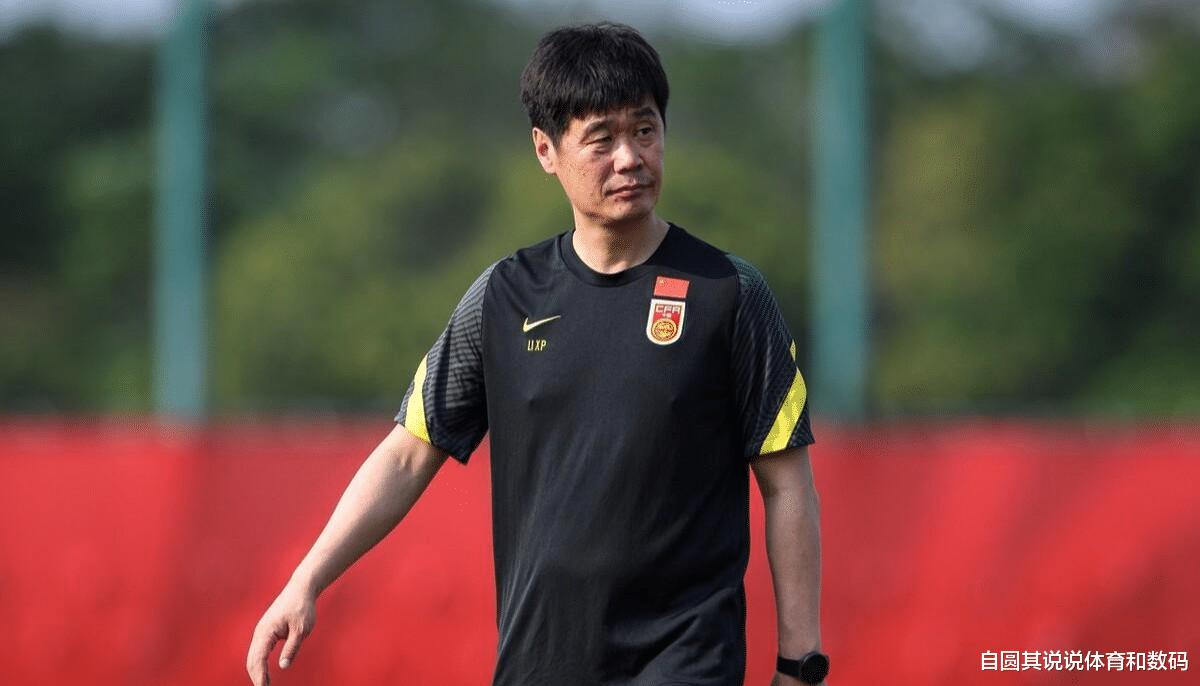 关于国家队主教练的问题，李霄鹏下课正常，新教练需要的是时间(1)