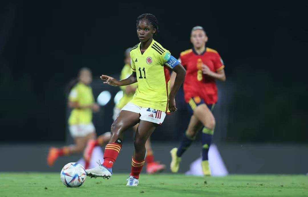 2-1！黑马决赛将夺冠，创造新纪录，中国女足U17具备四强实力(7)