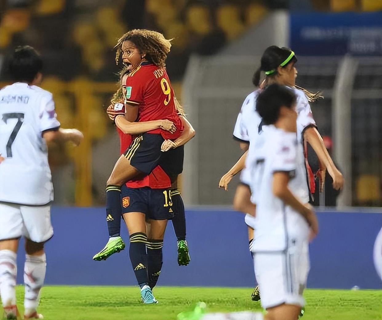 2-1！黑马决赛将夺冠，创造新纪录，中国女足U17具备四强实力(8)