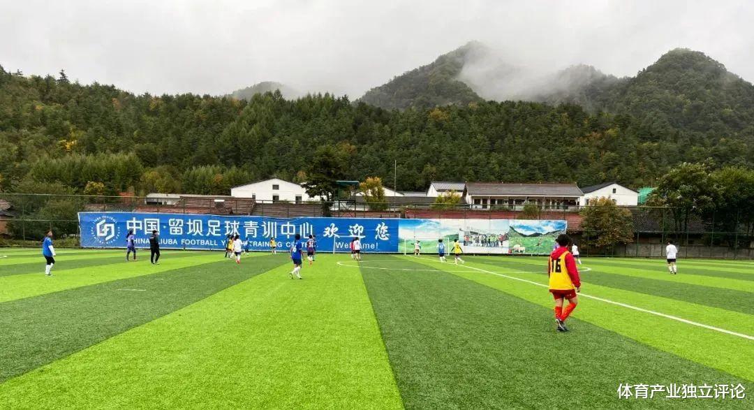 一个秦岭深处的小县城如何把校园足球打造成一张金字招牌？(3)