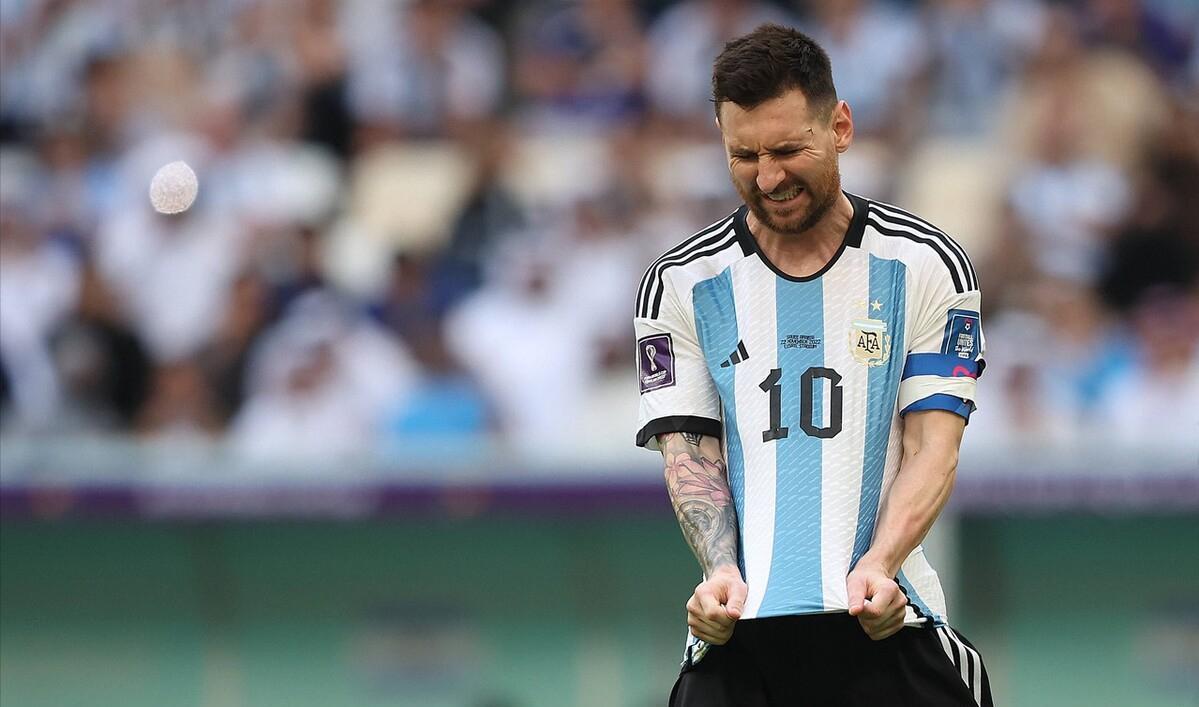 等量替换！国足也能2-1阿根廷，球迷排队道歉，足球小将神预言(5)