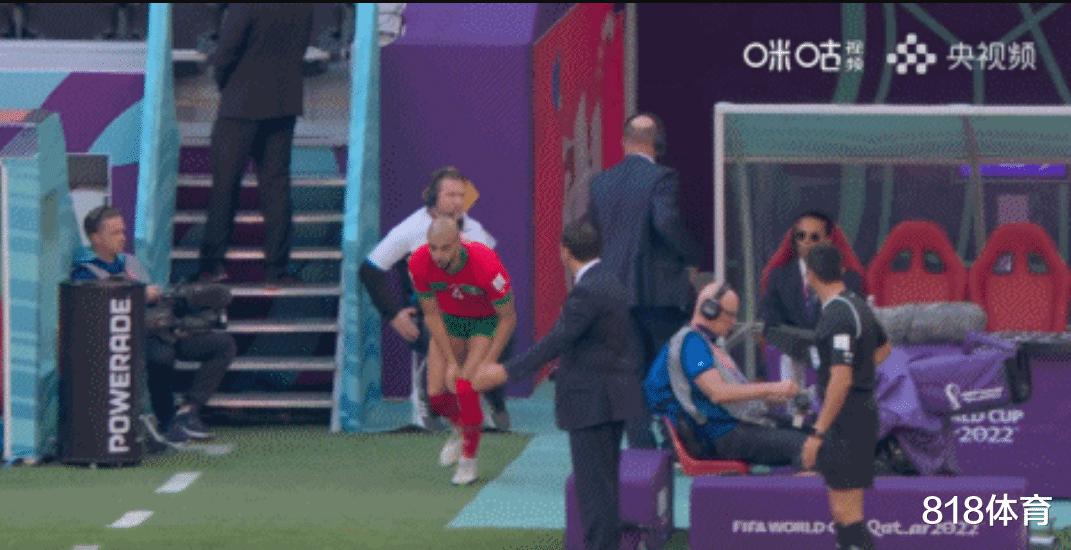 人有三急! 摩洛哥球员着急上厕所下半场迟到, 足协官员气得直跳脚(5)