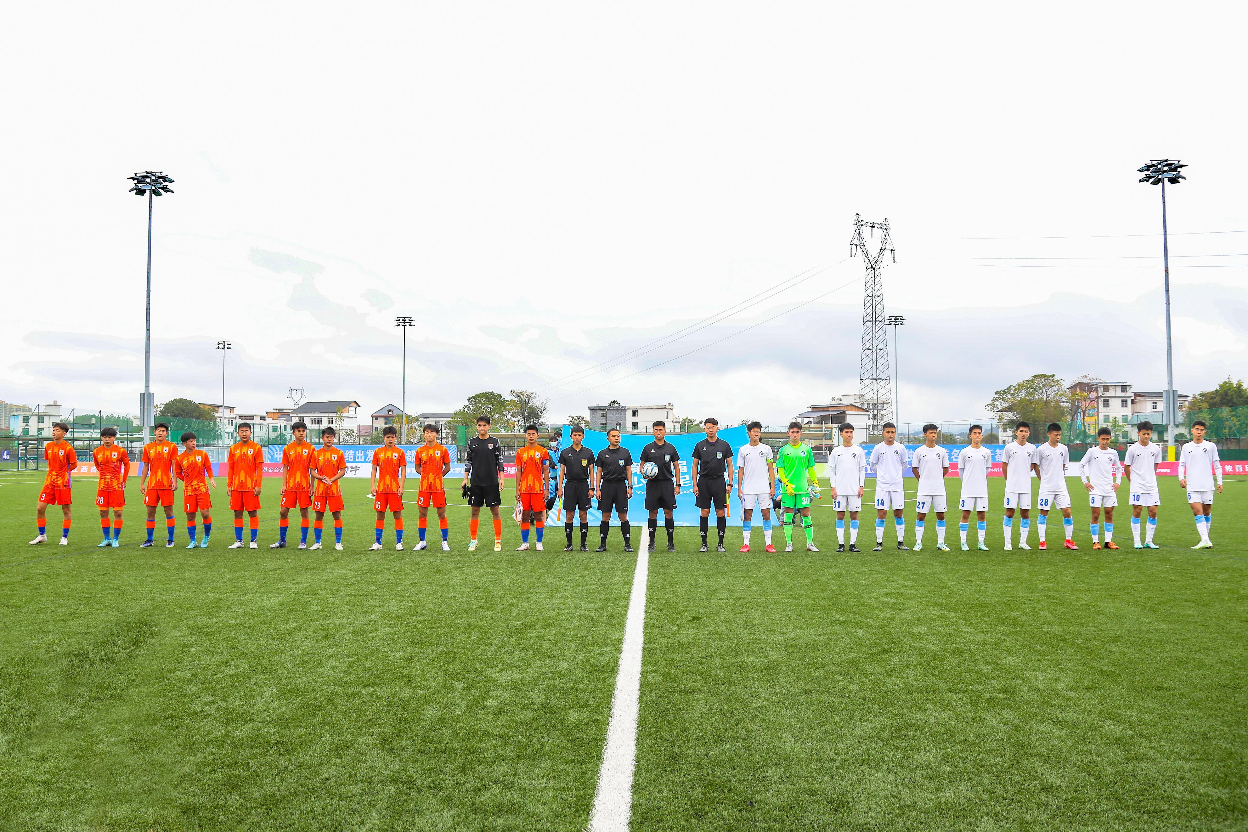 第一届中国青少年足球联赛总决赛在江西于都开赛(1)